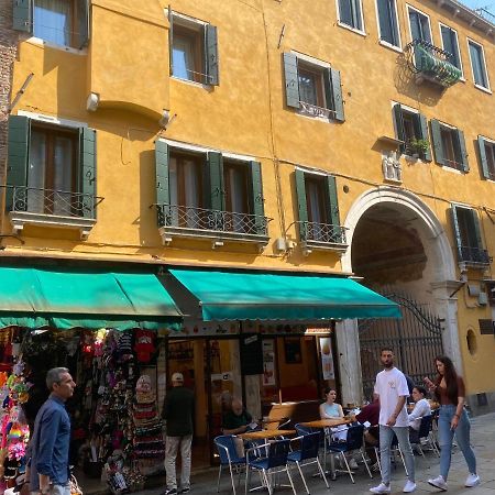 Antique Historical Apartment Venecia Exterior foto
