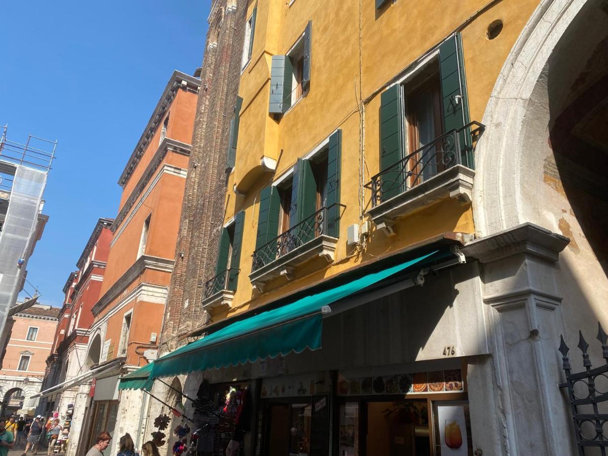Antique Historical Apartment Venecia Exterior foto