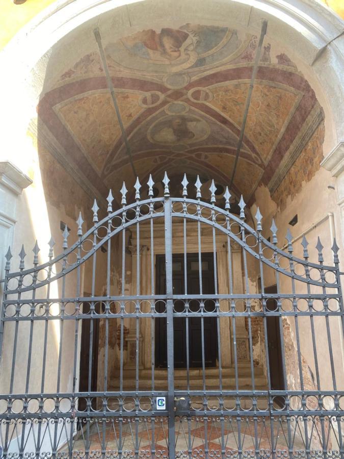 Antique Historical Apartment Venecia Exterior foto