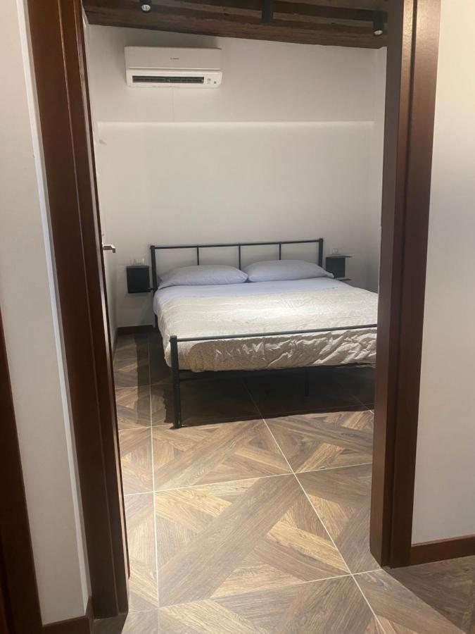 Antique Historical Apartment Venecia Exterior foto